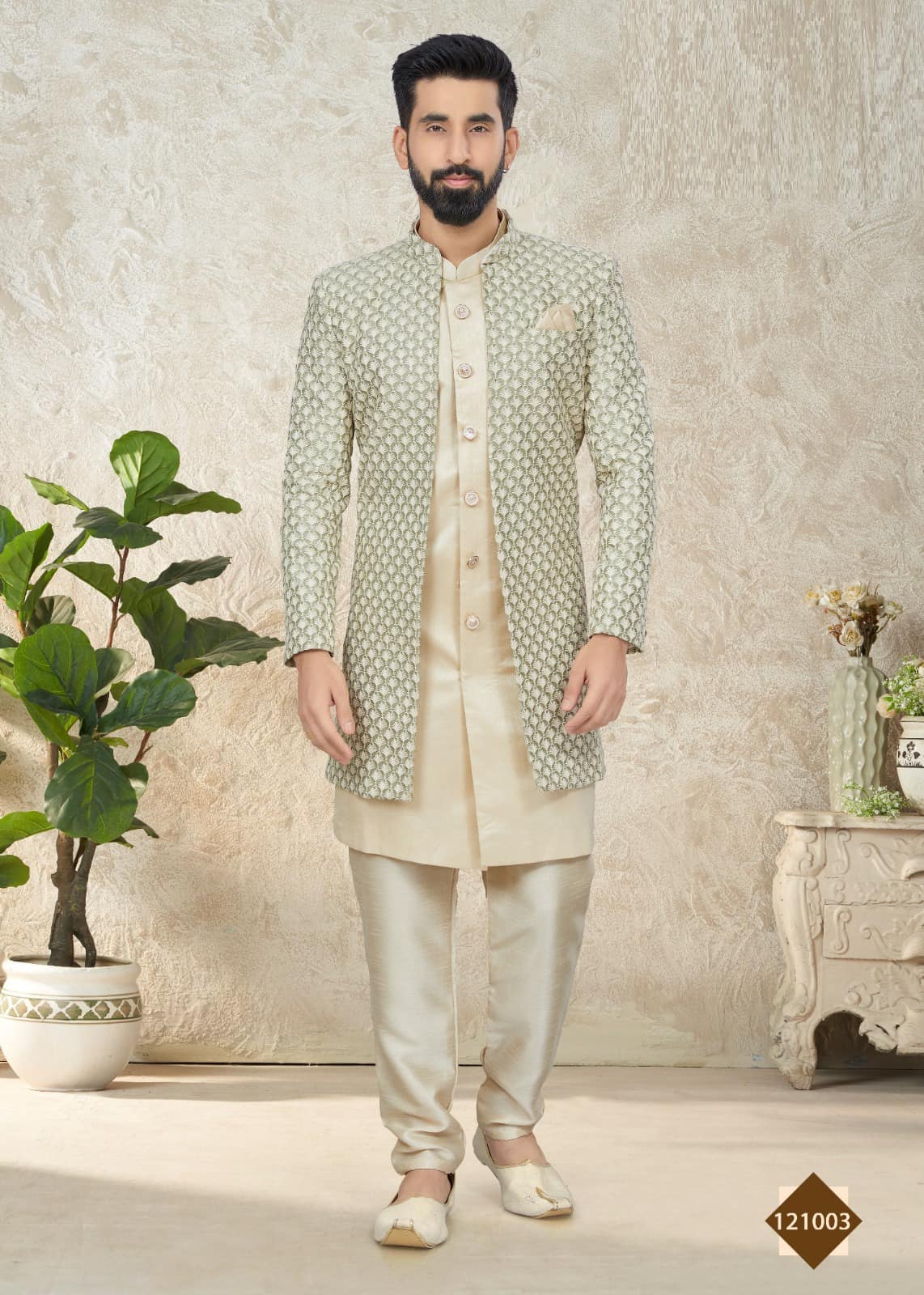 Men's Party wear gorgeous Indowestern Sherwani Suit